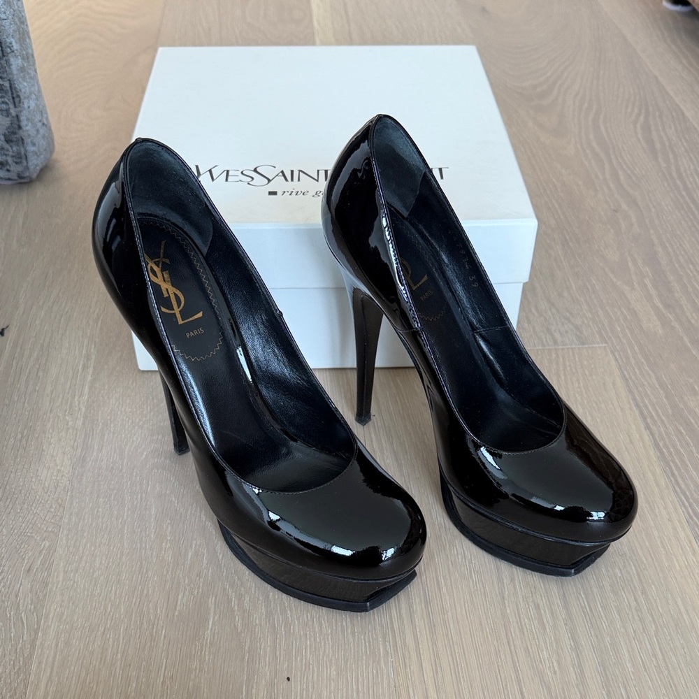 Saint Laurent Black Patent Platform Pumps with High Stiletto Heel